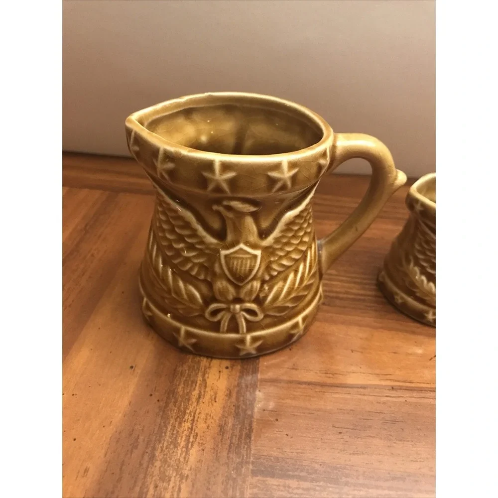 Made‎ in Japan American Eagle measuring pitchers brown